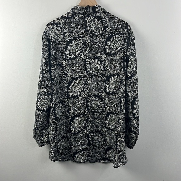 Diane Von Furstenberg Paisley Black White Button Up Top Womens Size 1x/2x - Picture 2 of 10
